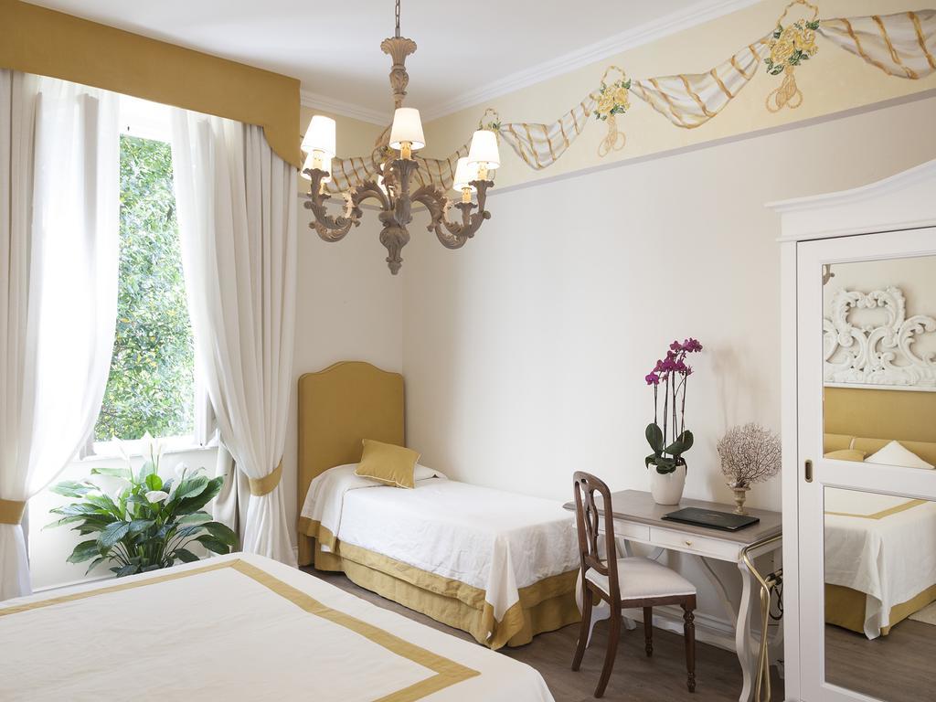 Hotel Villa Maremonti Marina di Massa Eksteriør billede